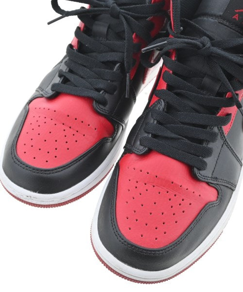 NIKE รองเท้าผ้าใบ