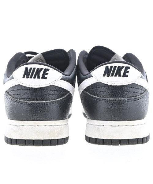 NIKE รองเท้าผ้าใบ