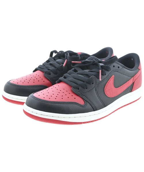 NIKE รองเท้าผ้าใบ