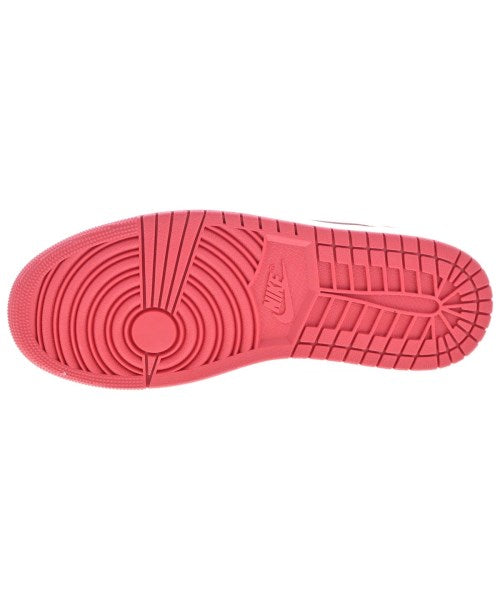 NIKE รองเท้าผ้าใบ