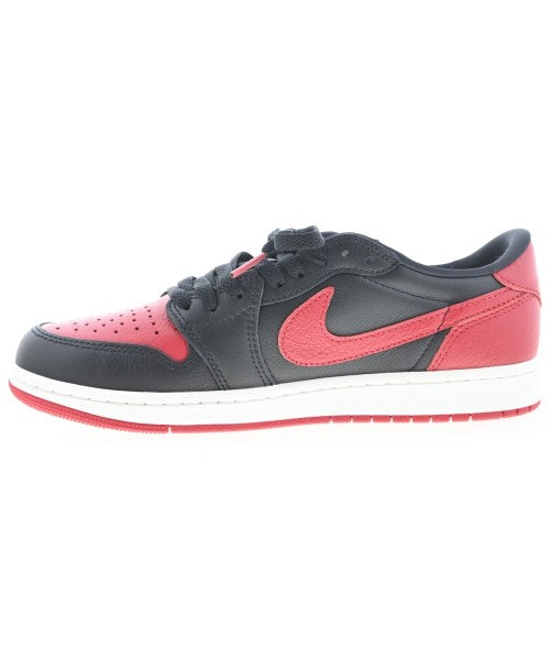 NIKE รองเท้าผ้าใบ
