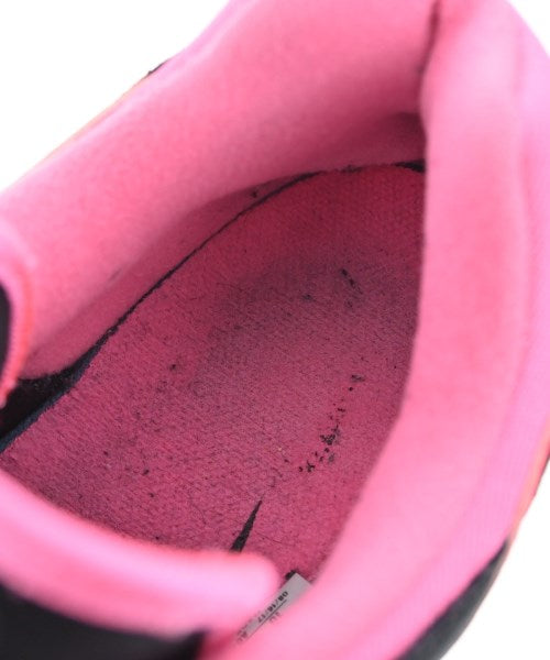 NIKE รองเท้าผ้าใบ