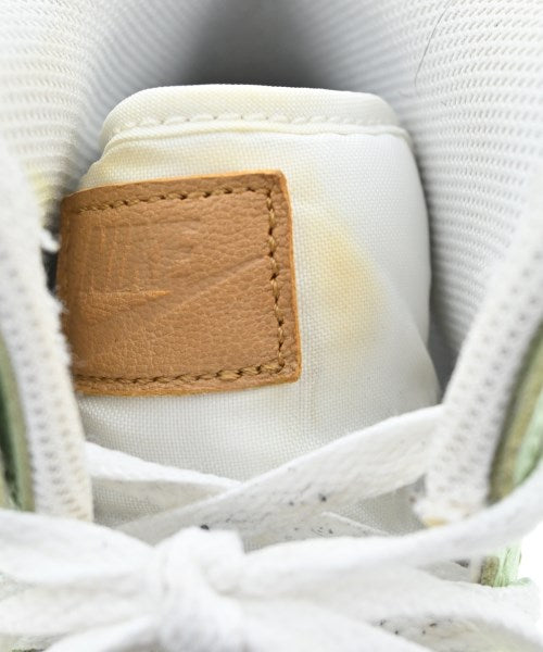NIKE รองเท้าผ้าใบ