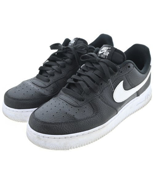 NIKE รองเท้าผ้าใบ
