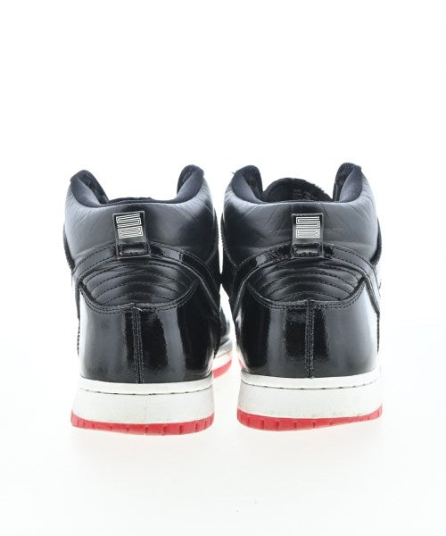NIKE รองเท้าผ้าใบ