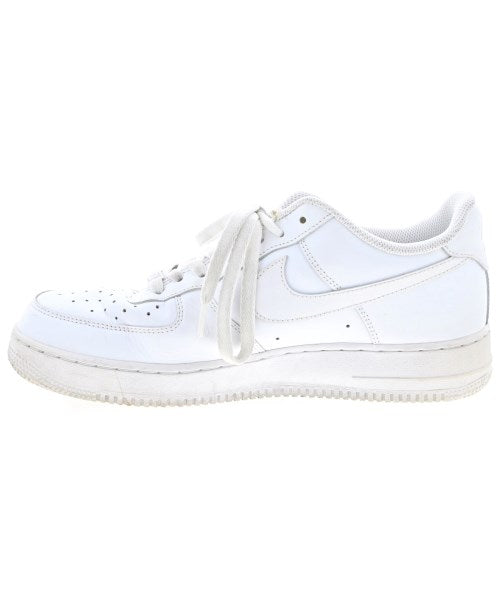 NIKE รองเท้าผ้าใบ