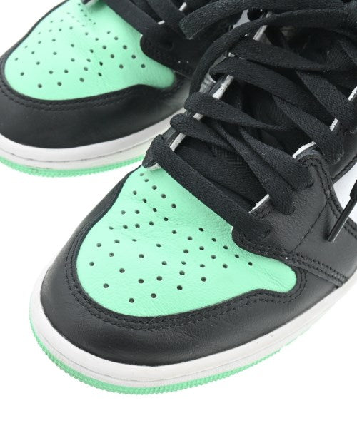 NIKE รองเท้าผ้าใบ