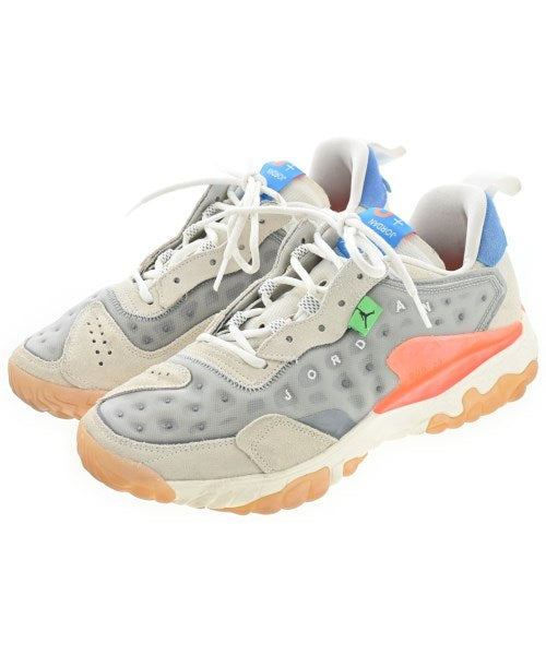 NIKE รองเท้าผ้าใบ