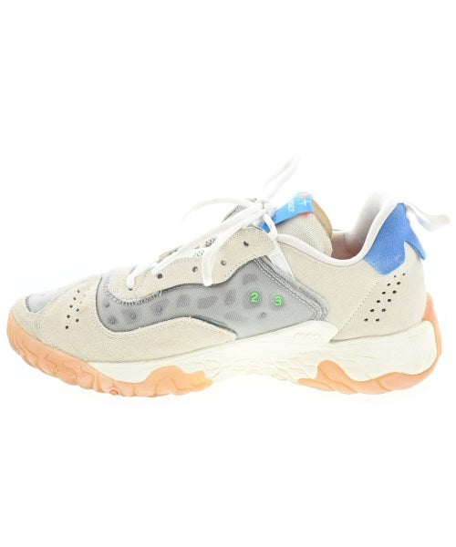 NIKE รองเท้าผ้าใบ