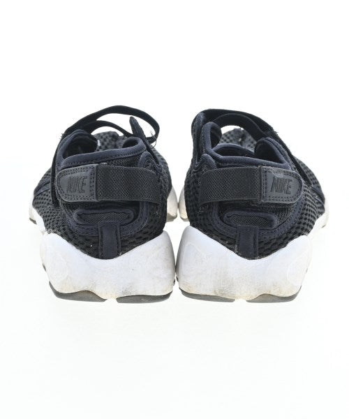 NIKE รองเท้าแตะ
