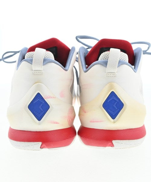 NIKE รองเท้าผ้าใบ