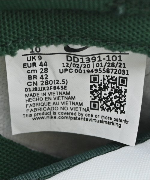 NIKE รองเท้าผ้าใบ