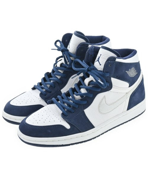 NIKE รองเท้าผ้าใบ