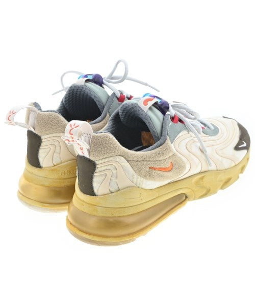 NIKE รองเท้าผ้าใบ