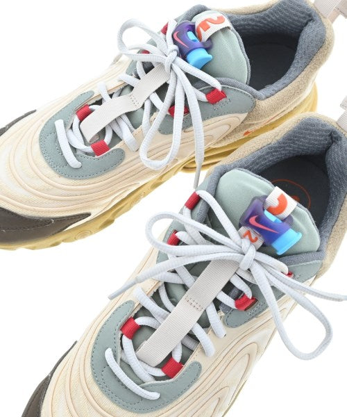 NIKE รองเท้าผ้าใบ