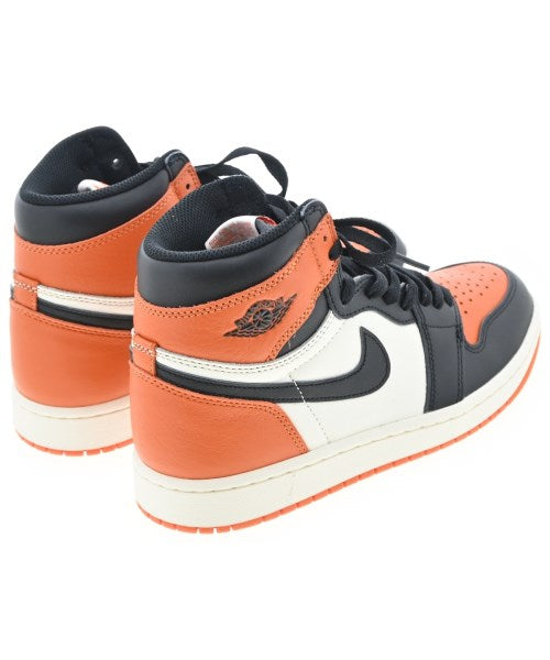 NIKE รองเท้าผ้าใบ