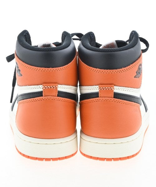 NIKE รองเท้าผ้าใบ