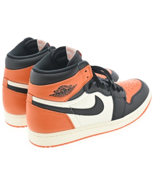 NIKE รองเท้าผ้าใบ