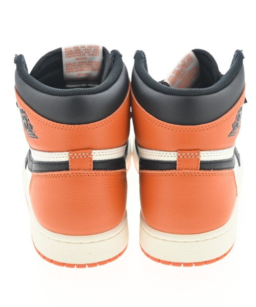 NIKE รองเท้าผ้าใบ