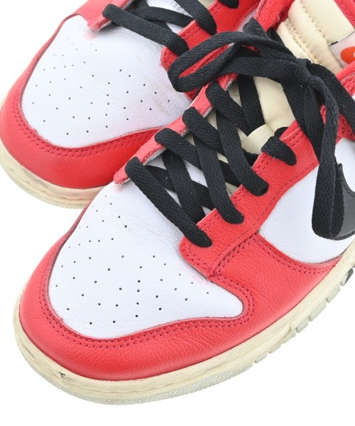 NIKE รองเท้าผ้าใบ