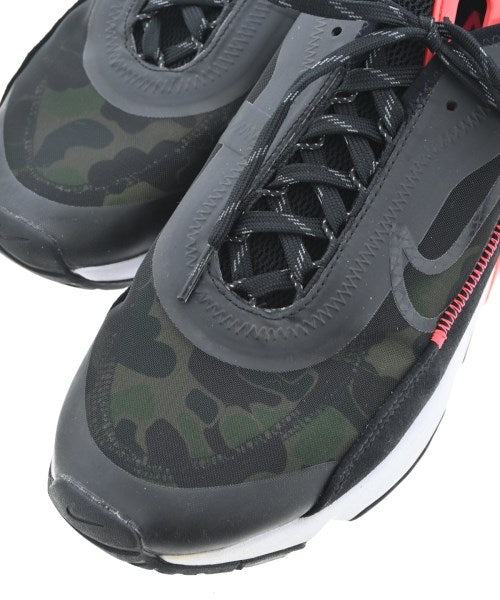 NIKE รองเท้าผ้าใบ