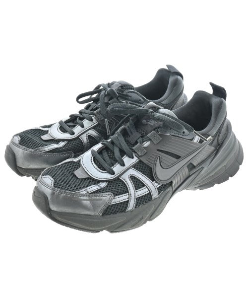 NIKE รองเท้าผ้าใบ