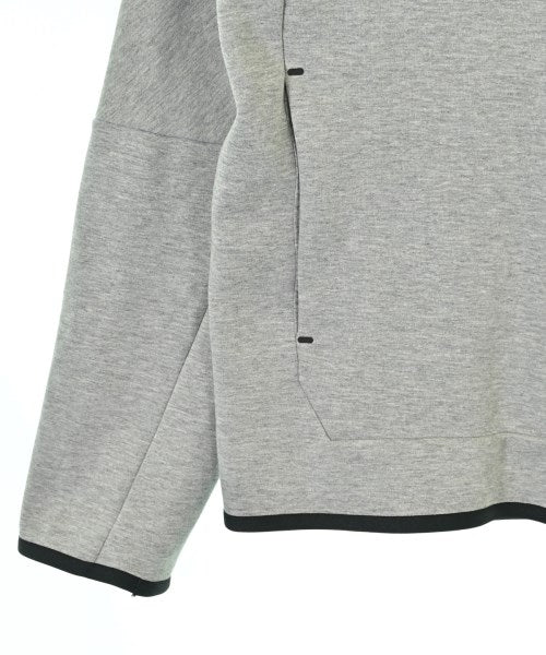 NIKE เสื้อสเวตเตอร์