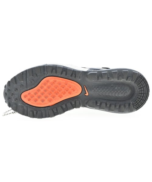 NIKE รองเท้าผ้าใบ