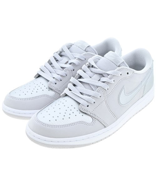 NIKE รองเท้าผ้าใบ