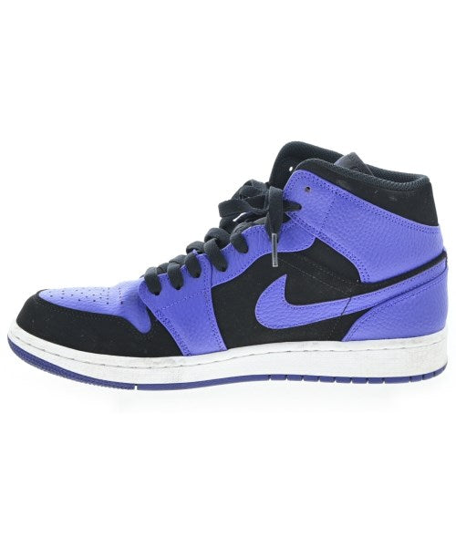 NIKE รองเท้าผ้าใบ