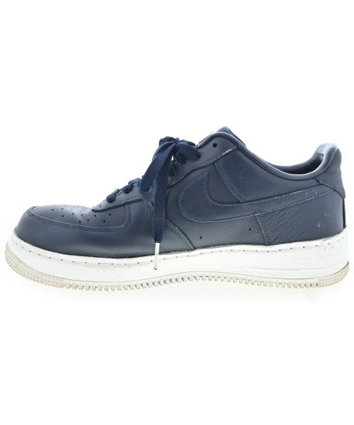 NIKE รองเท้าผ้าใบ