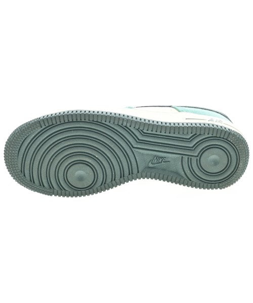 NIKE รองเท้าผ้าใบ