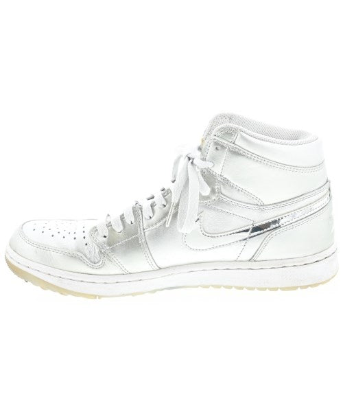 NIKE รองเท้าผ้าใบ