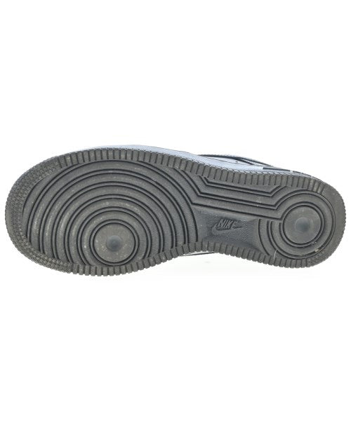 NIKE รองเท้าผ้าใบ