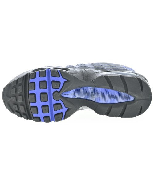 NIKE รองเท้าผ้าใบ