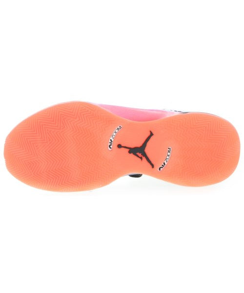 NIKE รองเท้าผ้าใบ