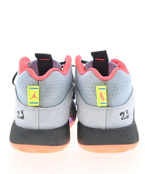 NIKE รองเท้าผ้าใบ