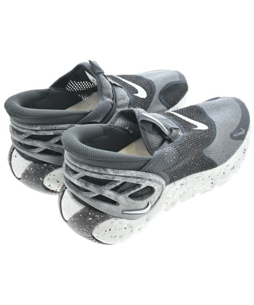 NIKE รองเท้าผ้าใบ