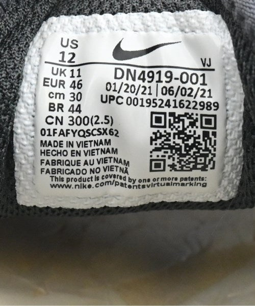 NIKE รองเท้าผ้าใบ