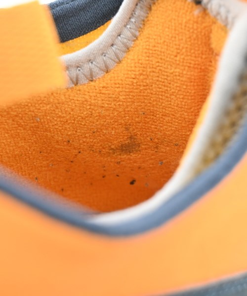 NIKE รองเท้าผ้าใบ
