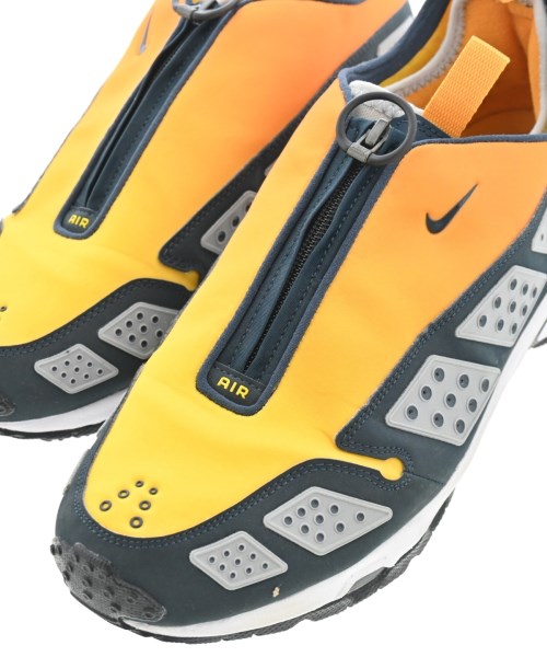 NIKE รองเท้าผ้าใบ