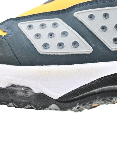 NIKE รองเท้าผ้าใบ