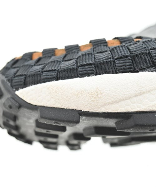 NIKE รองเท้าผ้าใบ