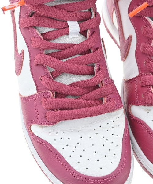 NIKE รองเท้าผ้าใบ