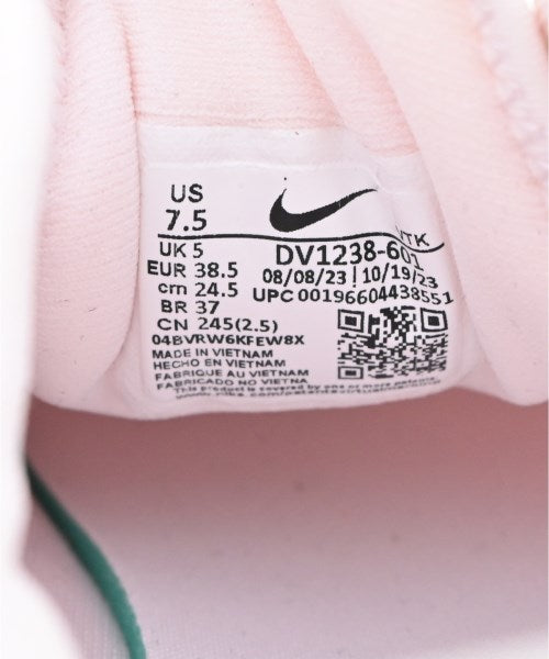 NIKE รองเท้าผ้าใบ