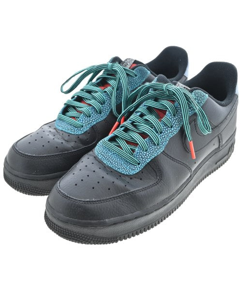 NIKE รองเท้าผ้าใบ