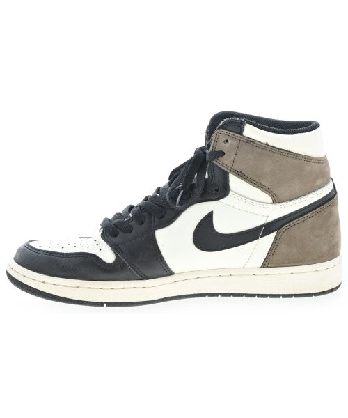 NIKE รองเท้าผ้าใบ