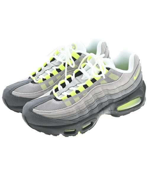 NIKE รองเท้าผ้าใบ