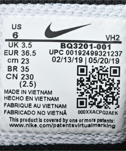 NIKE รองเท้าผ้าใบ
