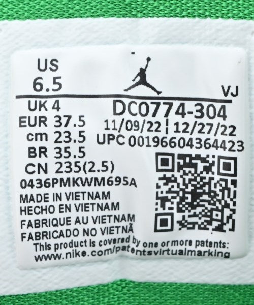 NIKE รองเท้าผ้าใบ